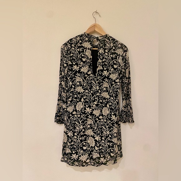 Volcom Black and White Babydoll Dress size XS - Picture 5 of 6